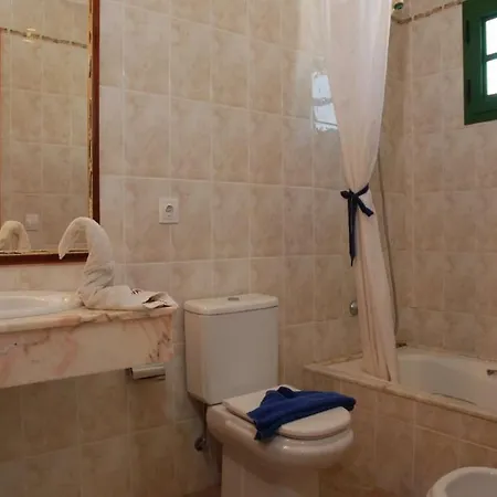 Puerto Del Carmen Sleeps 6 Pool Wifi Puerto del Carmen (Lanzarote)