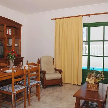 Puerto Del Carmen Sleeps 6 Pool Wifi Puerto del Carmen (Lanzarote)